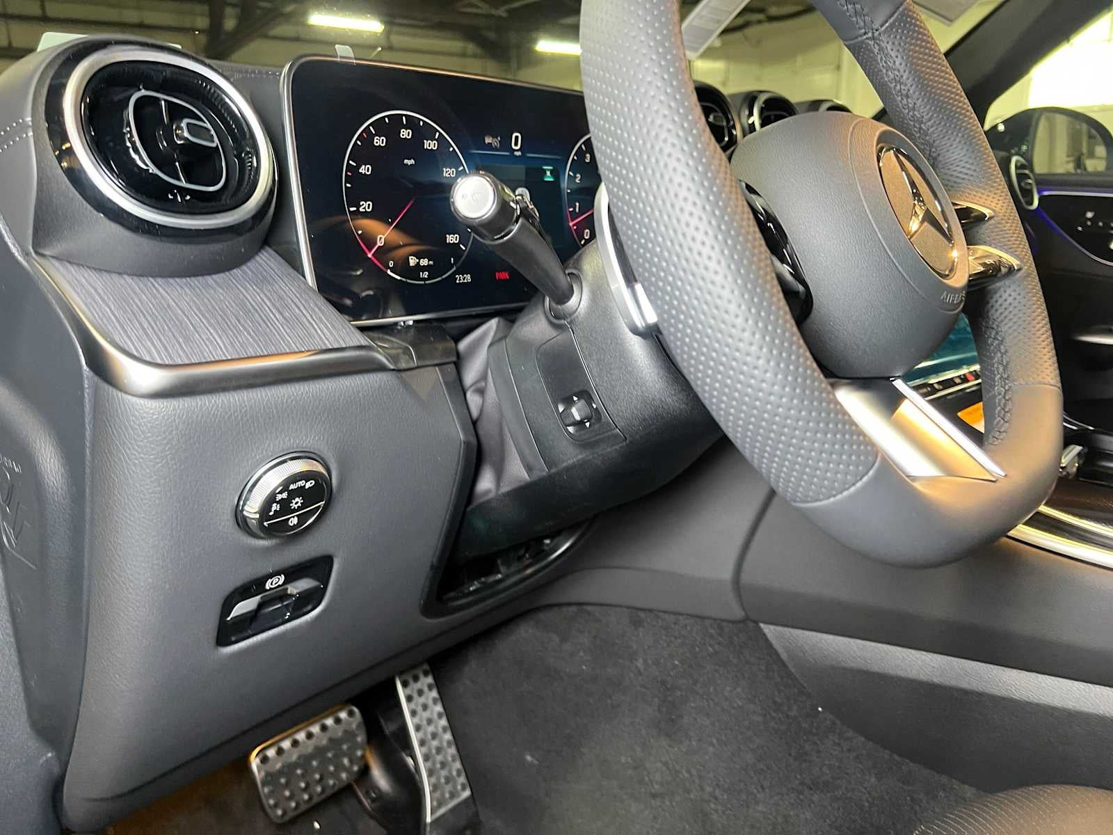 2027 Mercedes-Benz GLC 300 4MATIC® SUV