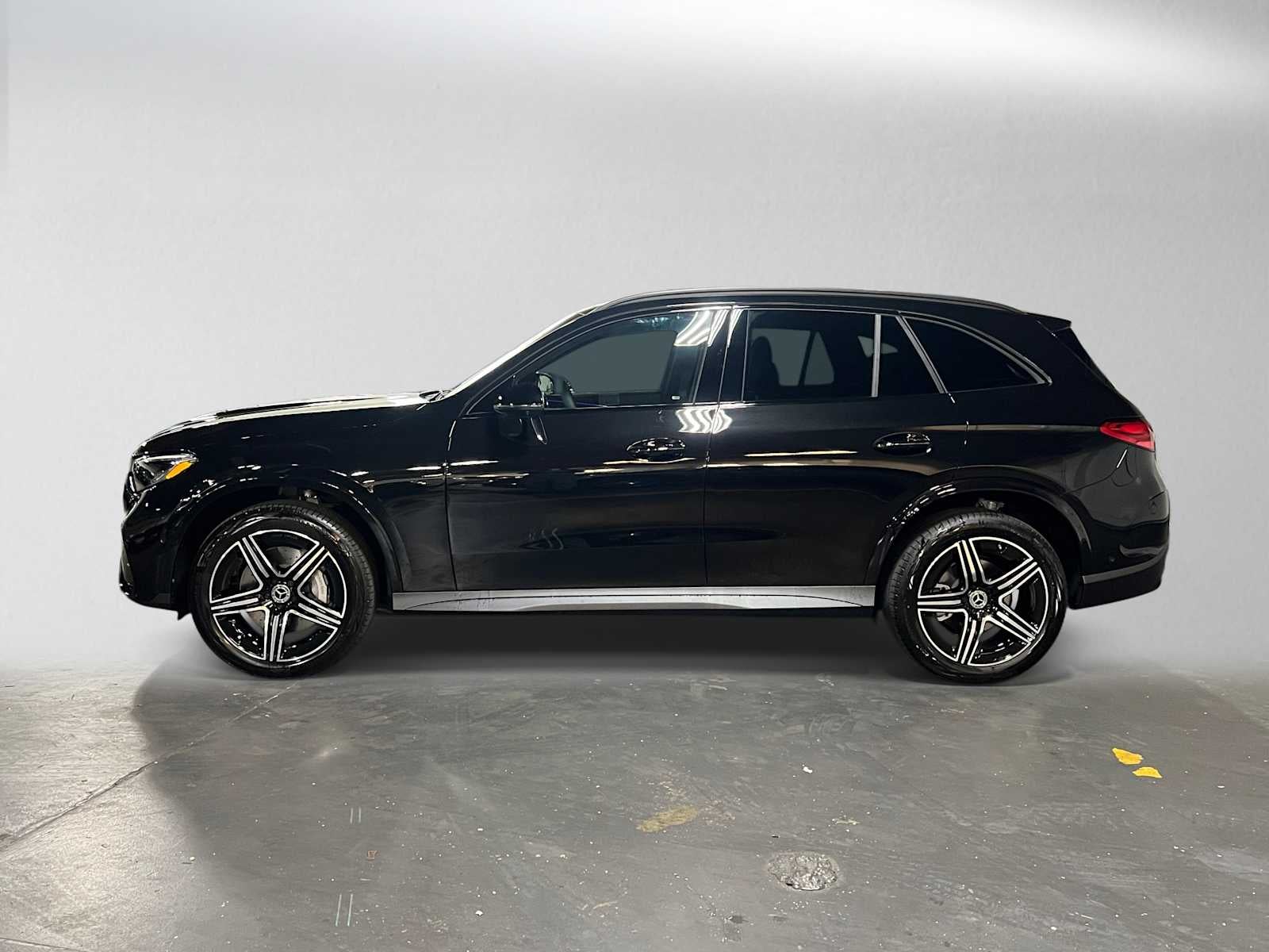 2027 Mercedes-Benz GLC 300 4MATIC® SUV