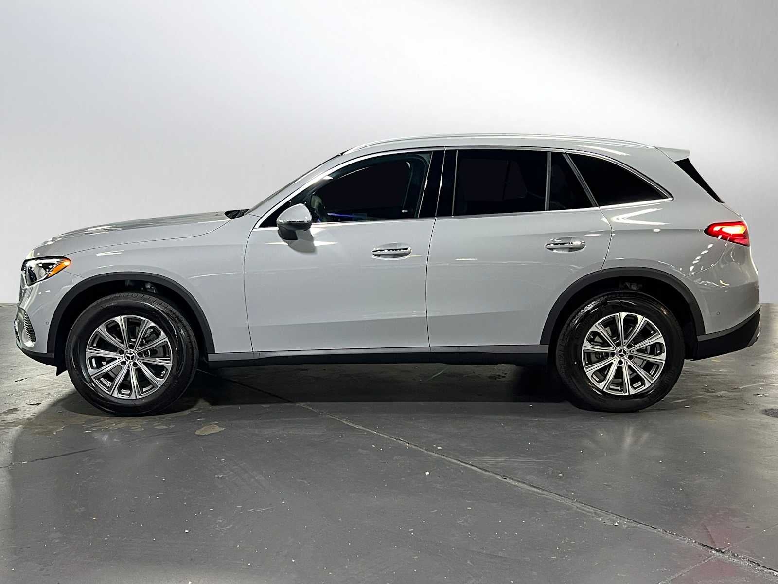 2025 Mercedes-Benz GLC GLC 300