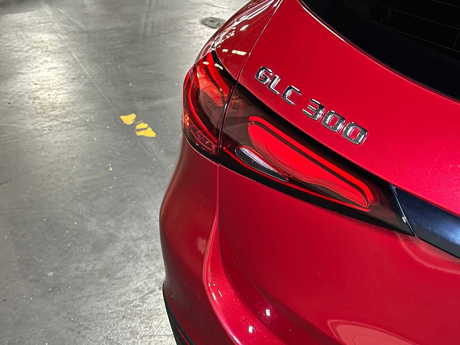 2025 Mercedes-Benz GLC 300 GLC 300