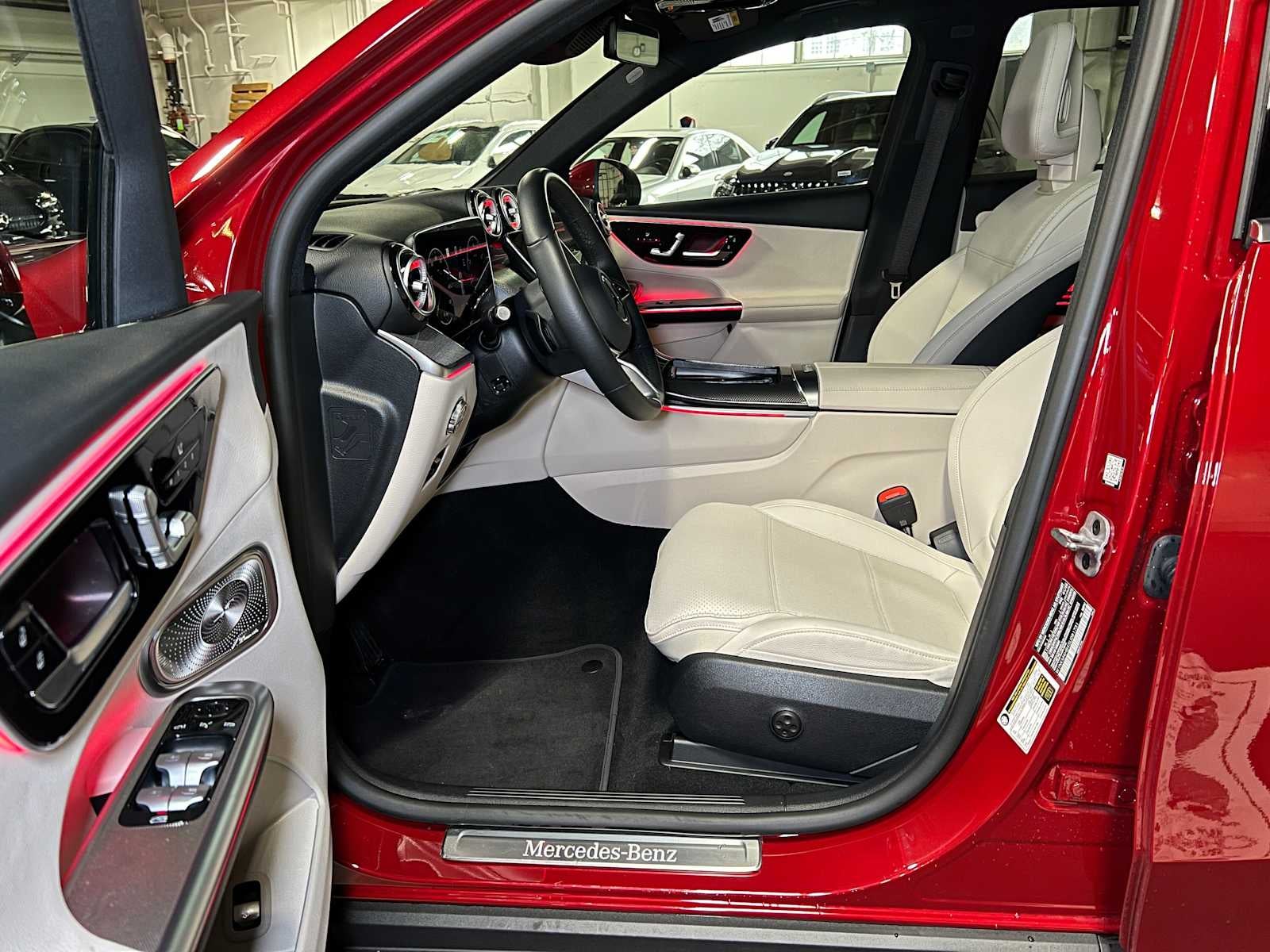 2025 Mercedes-Benz GLC 300 GLC 300