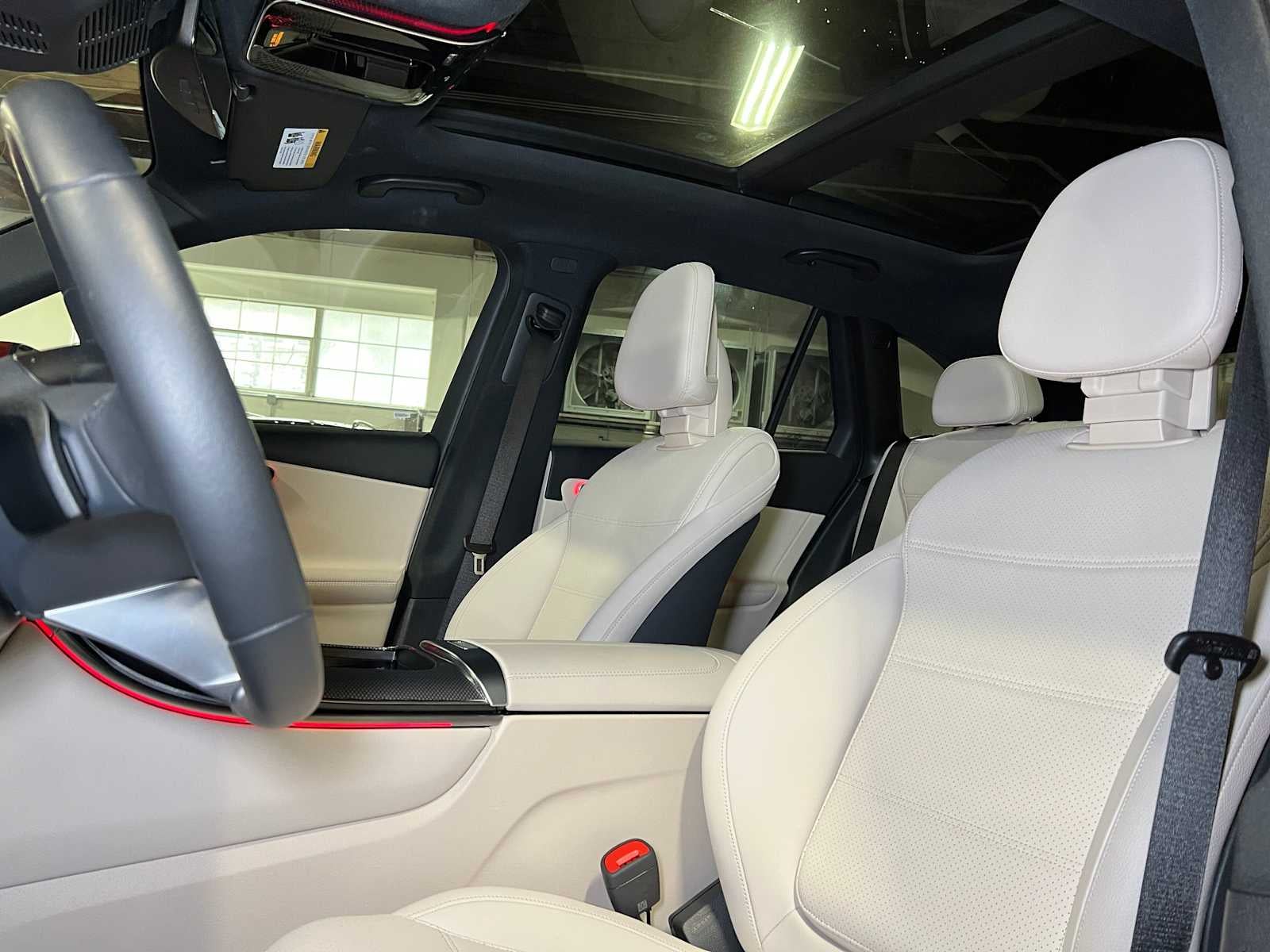 2025 Mercedes-Benz GLC 300 GLC 300