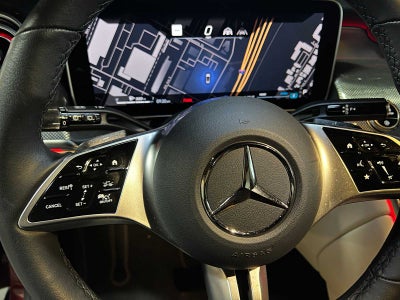 2025 Mercedes-Benz GLC 300 GLC 300