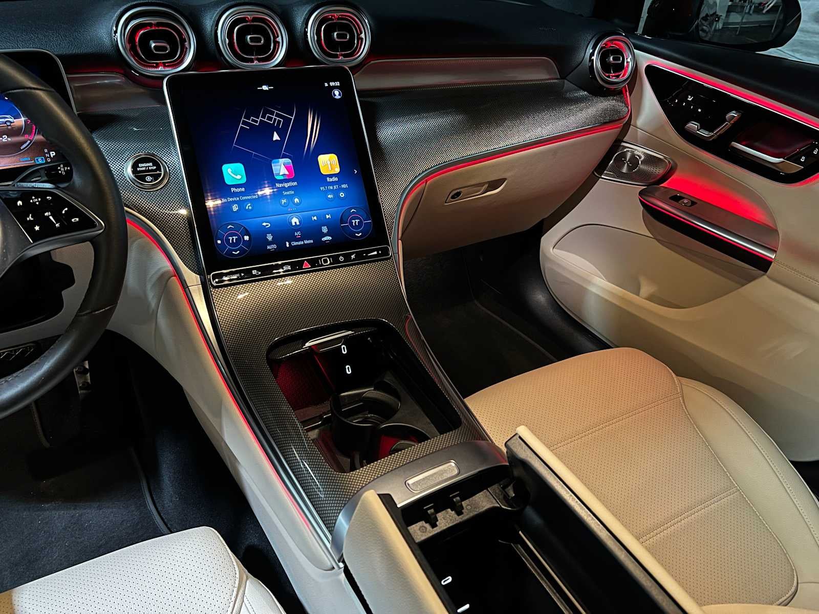 2025 Mercedes-Benz GLC 300 GLC 300