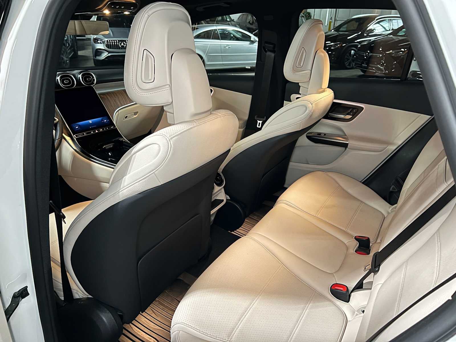2026 Mercedes-Benz GLC 300 4MATIC® SUV