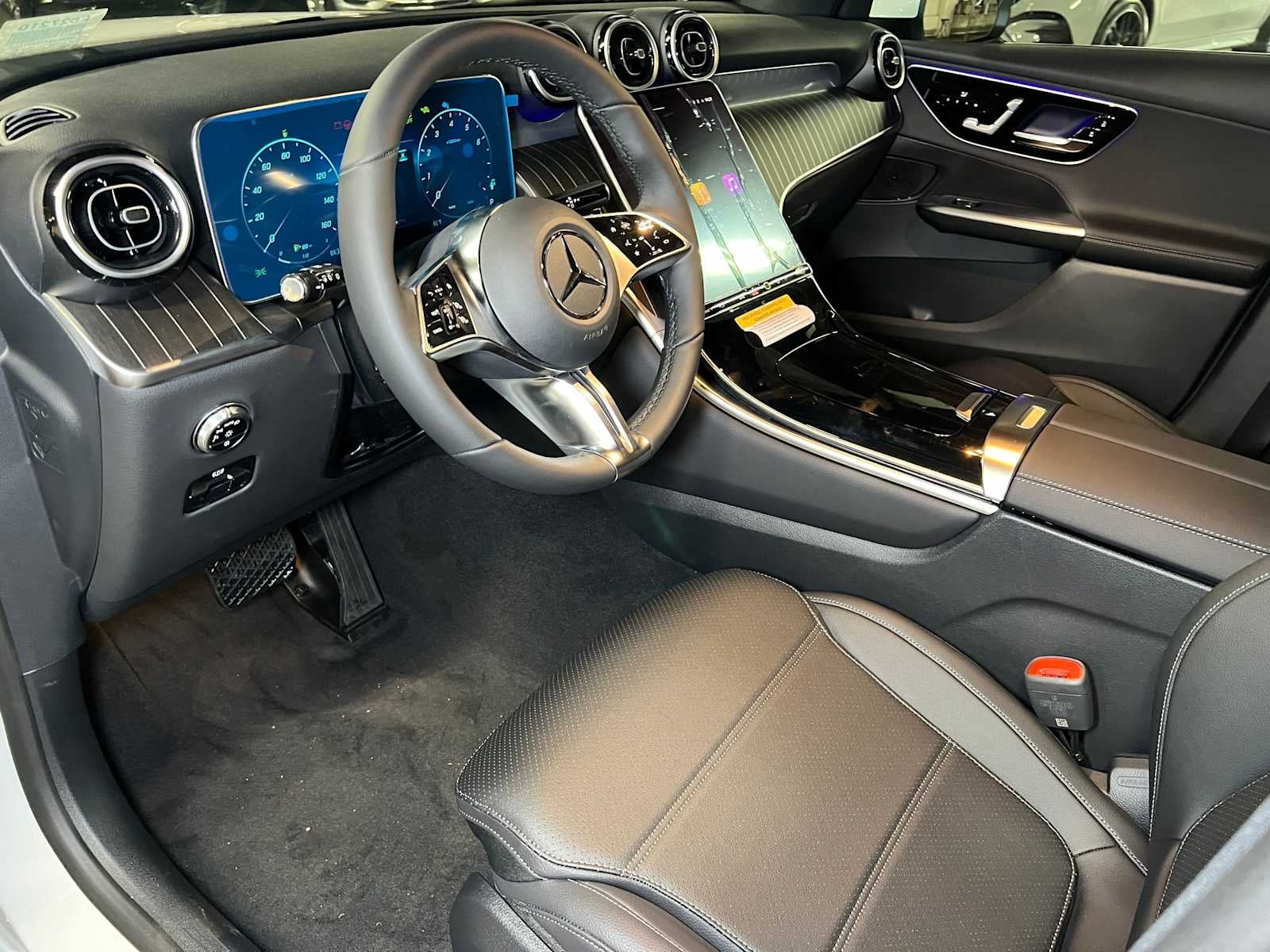 2026 Mercedes-Benz GLC 300 4MATIC® SUV
