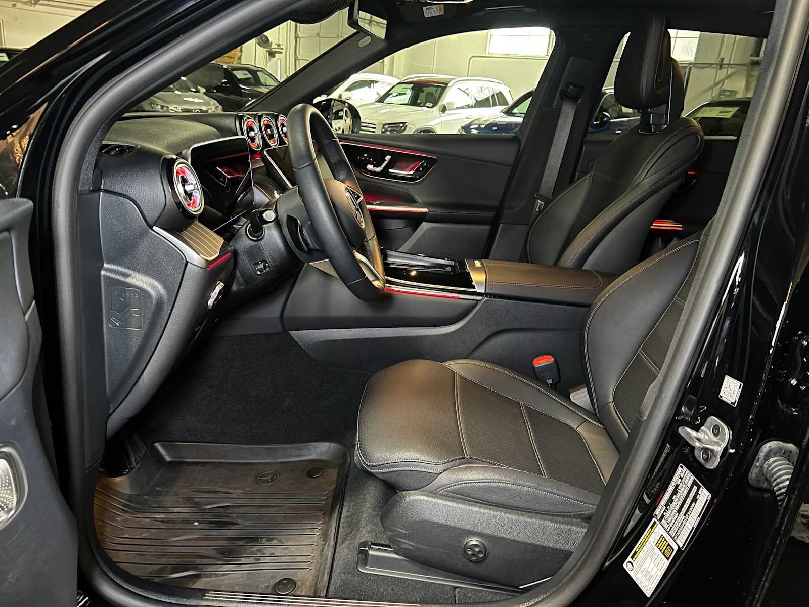 2025 Mercedes-Benz GLC GLC 300