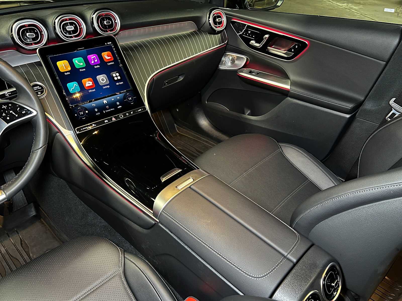 2025 Mercedes-Benz GLC GLC 300