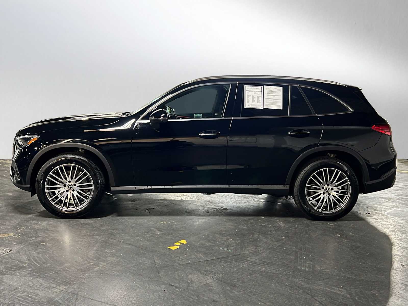 2025 Mercedes-Benz GLC GLC 300