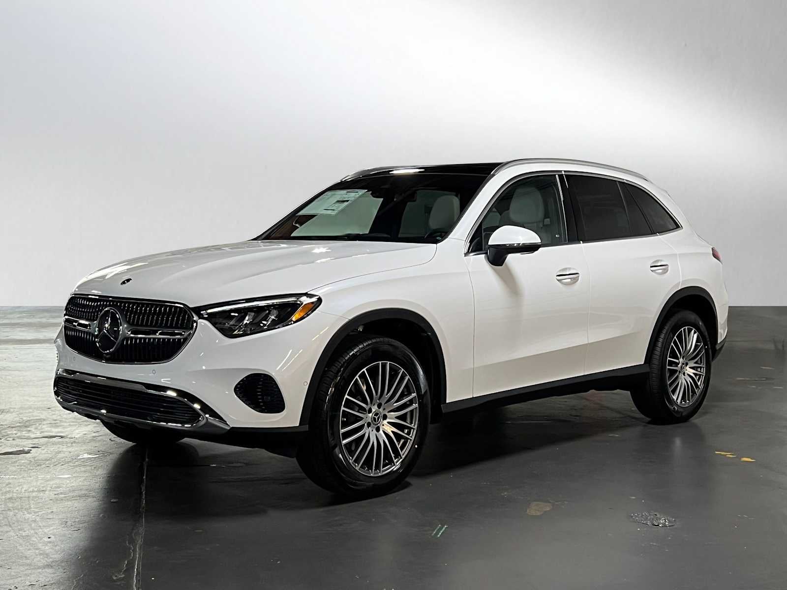 2025 Mercedes-Benz GLC GLC 300
