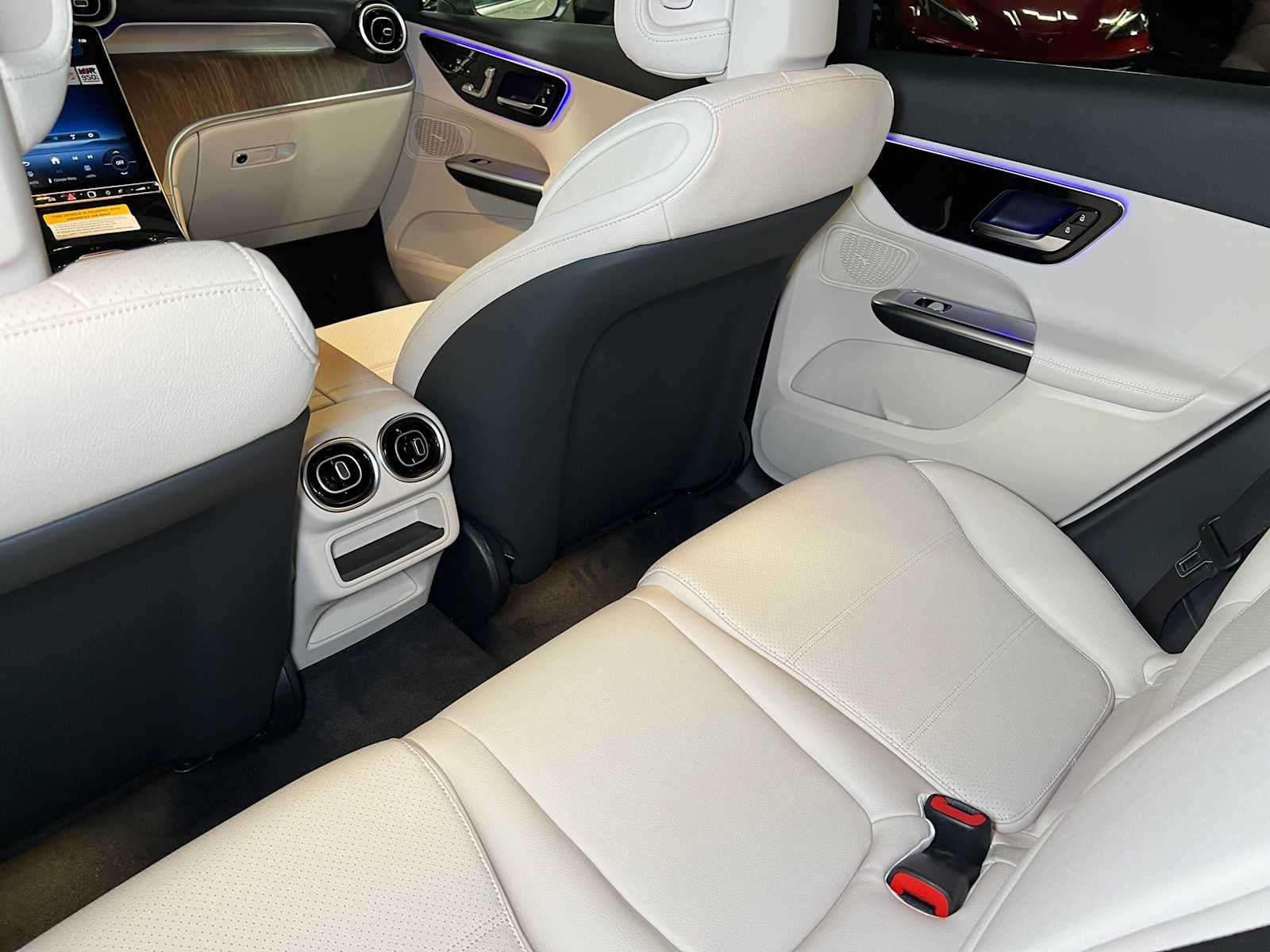 2027 Mercedes-Benz GLC 300 4MATIC® SUV