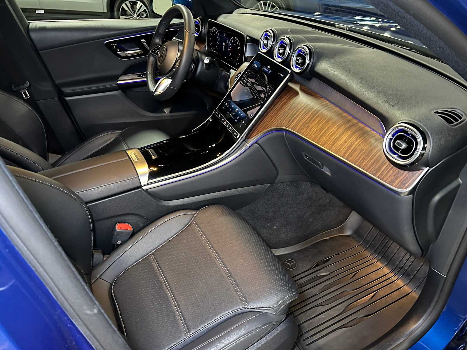 2025 Mercedes-Benz GLC GLC 300