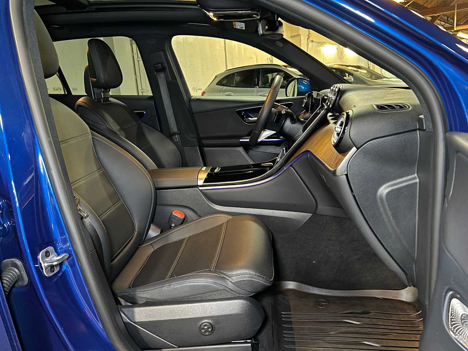 2025 Mercedes-Benz GLC GLC 300