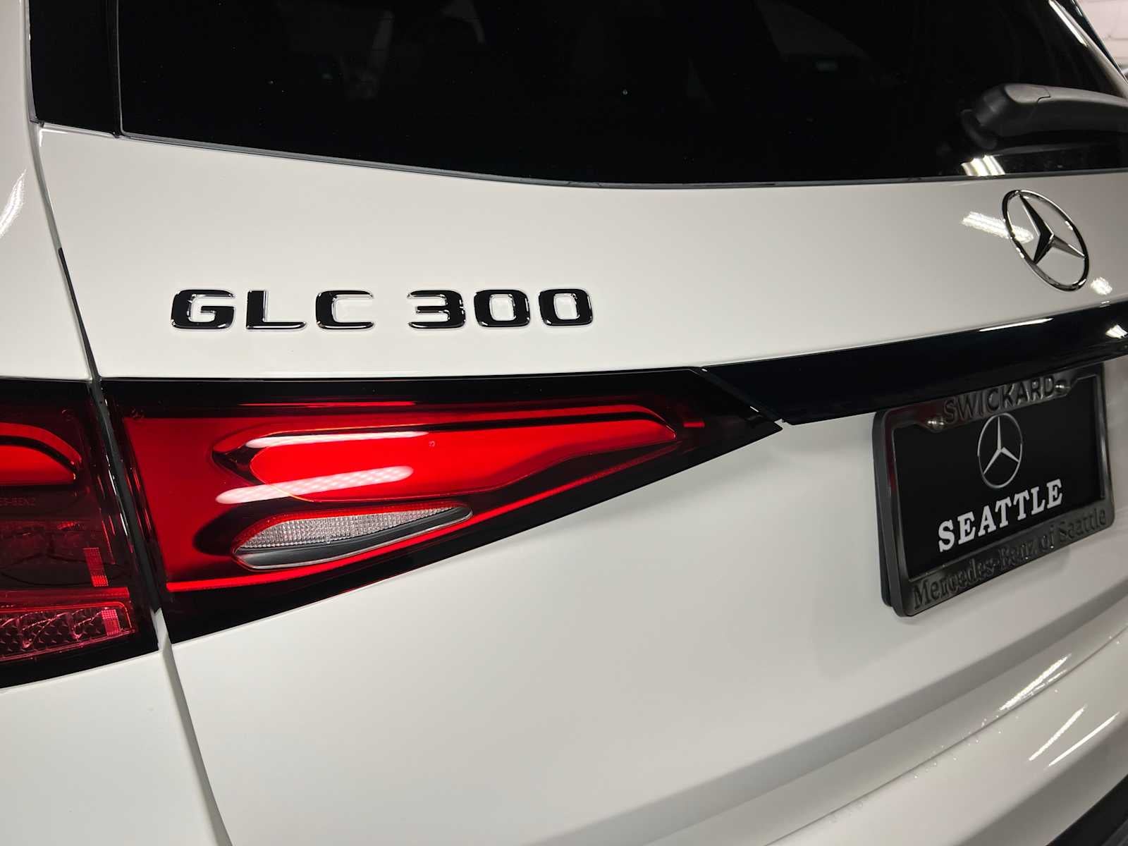 2026 Mercedes-Benz GLC 300 4MATIC® SUV