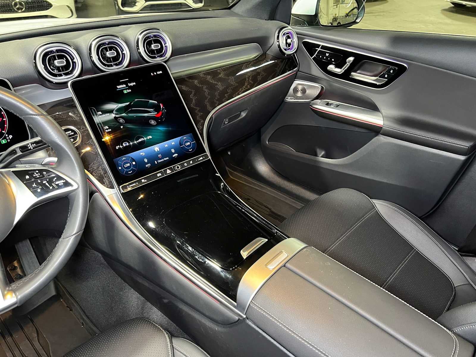 2026 Mercedes-Benz GLC 300 4MATIC® SUV