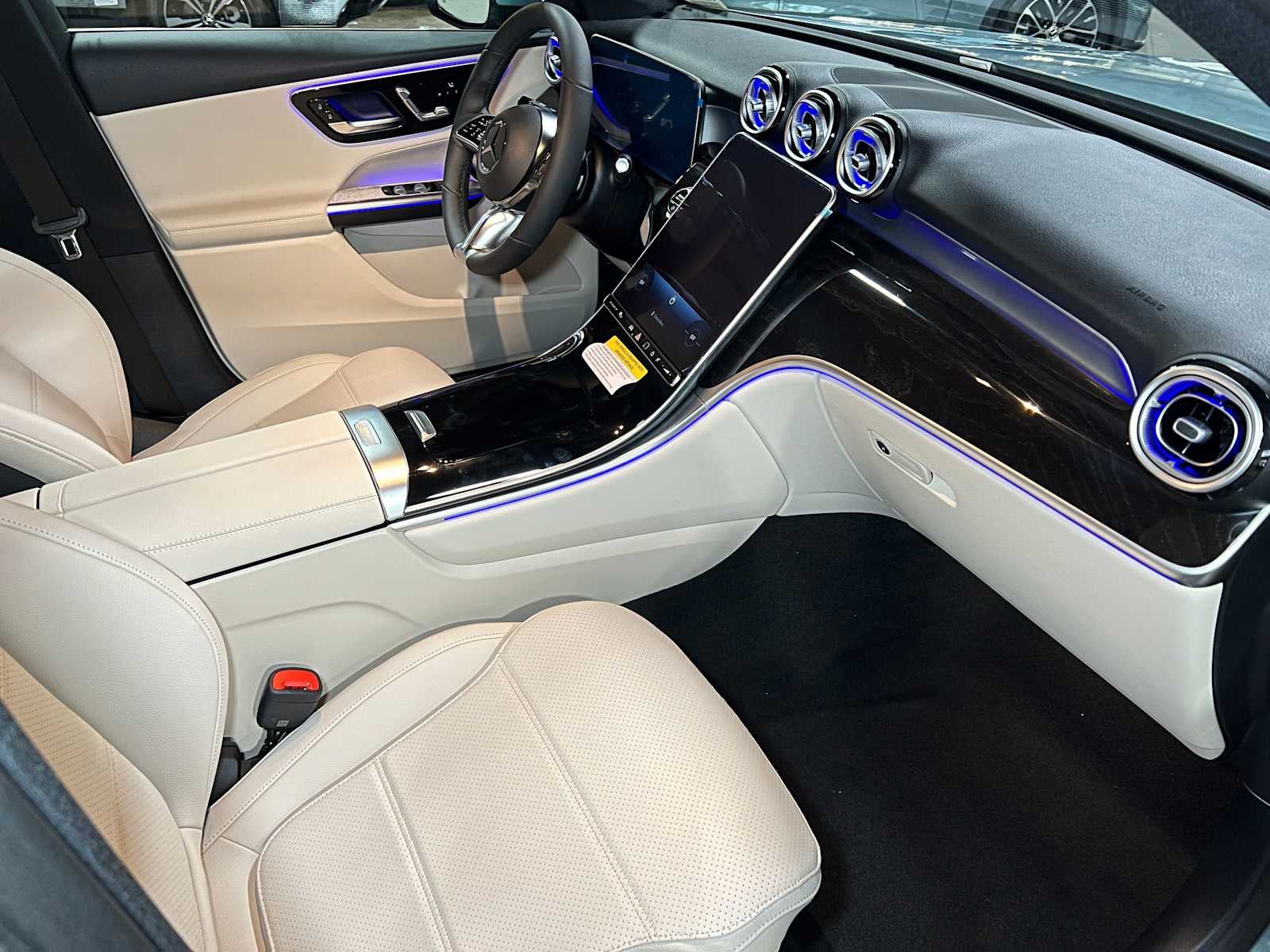 2026 Mercedes-Benz GLC 300 4MATIC® SUV