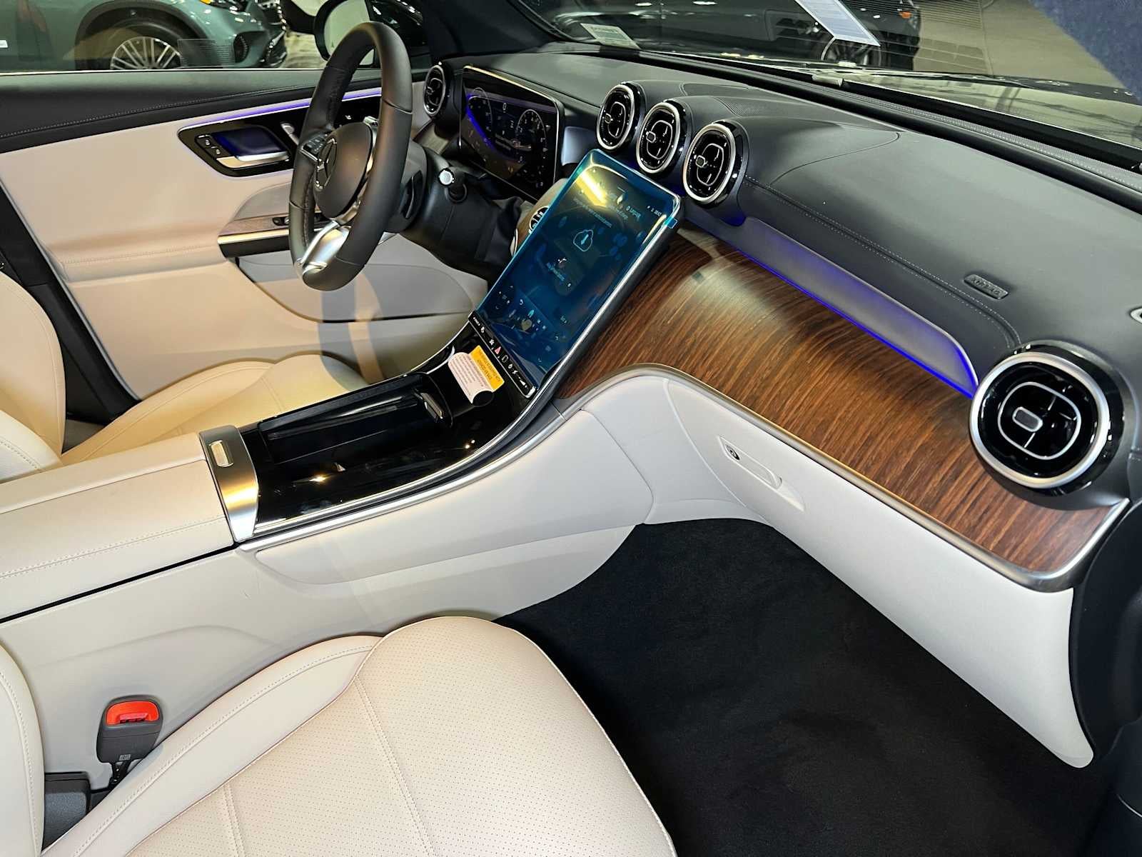 2027 Mercedes-Benz GLC 300 4MATIC® SUV