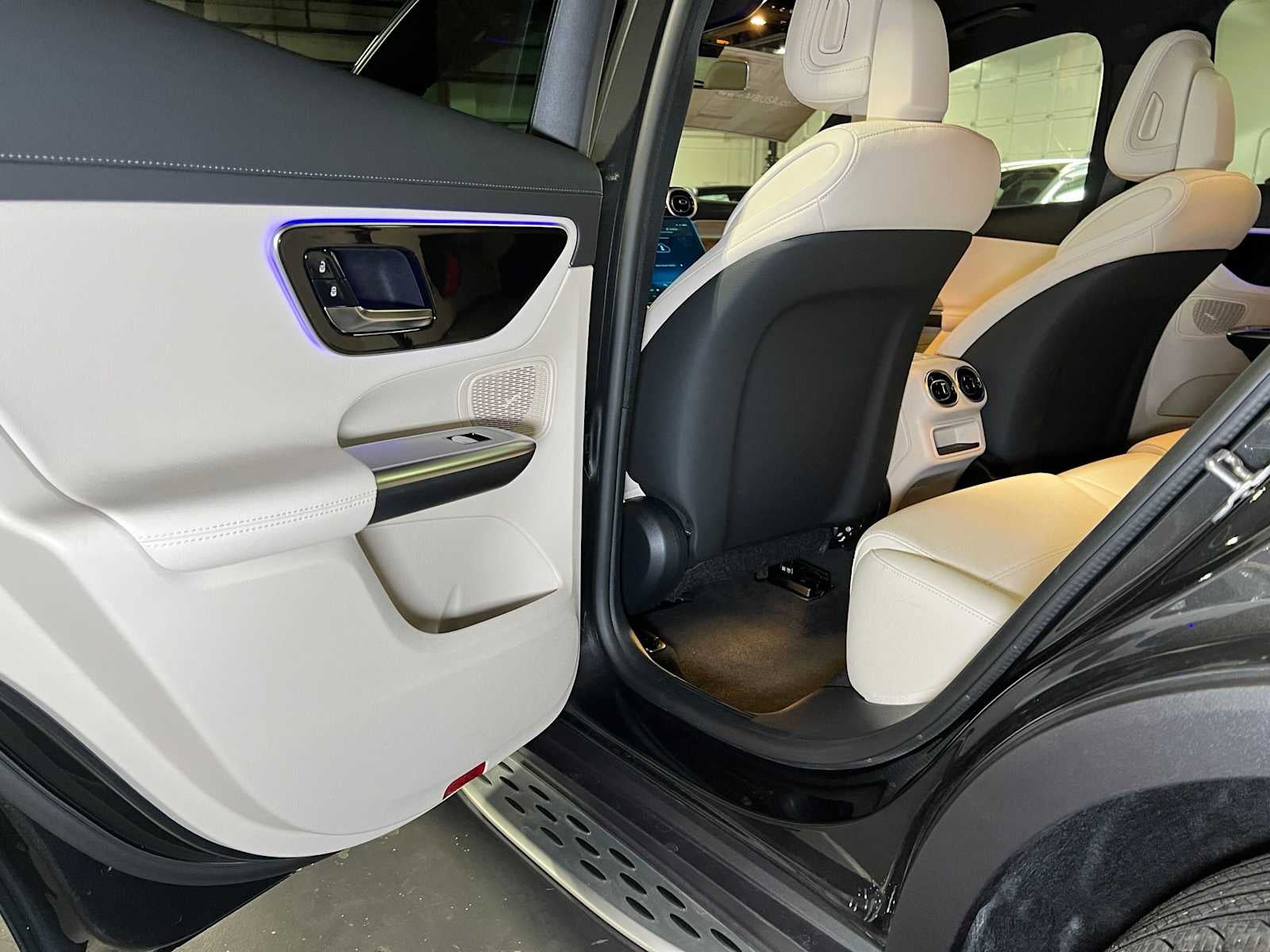 2027 Mercedes-Benz GLC 300 4MATIC® SUV