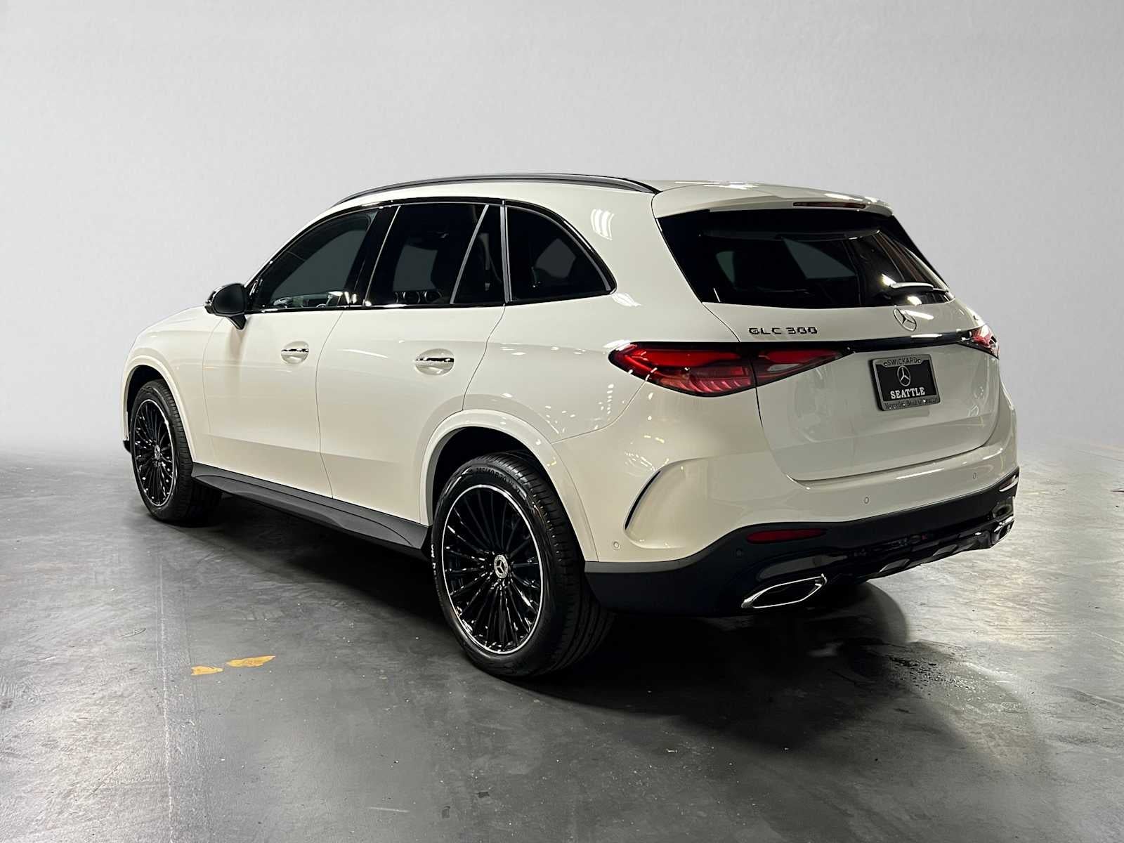 2027 Mercedes-Benz GLC 300 4MATIC® SUV