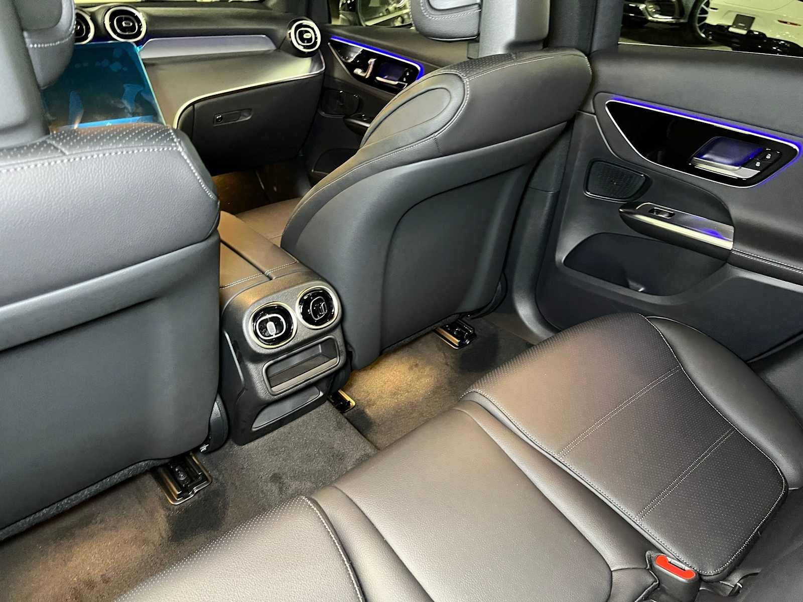 2027 Mercedes-Benz GLC 300 4MATIC® SUV