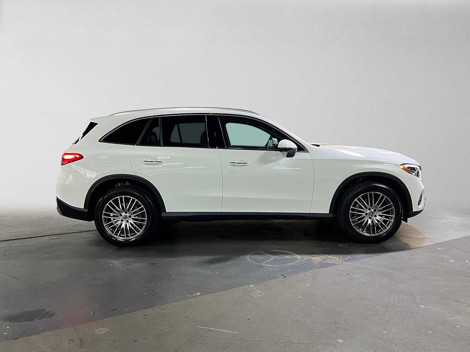 2027 Mercedes-Benz GLC 300 4MATIC® SUV