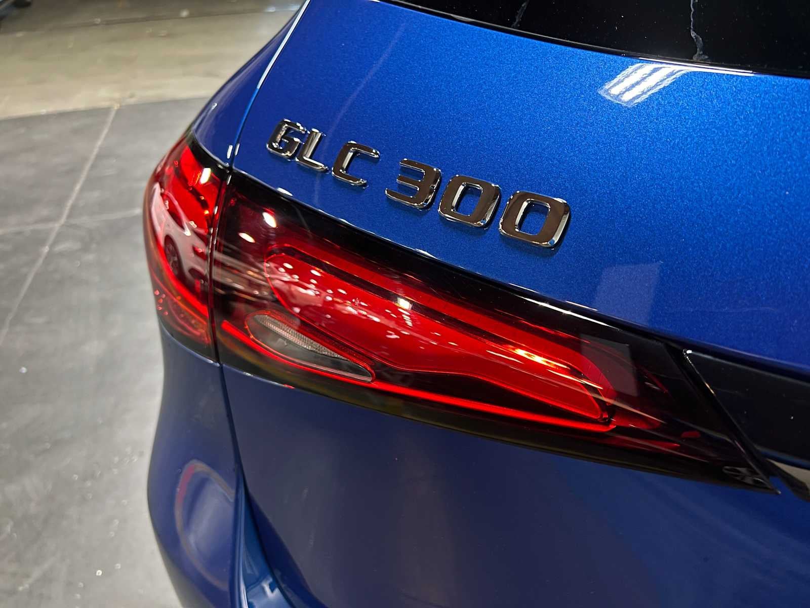 2025 Mercedes-Benz GLC GLC 300