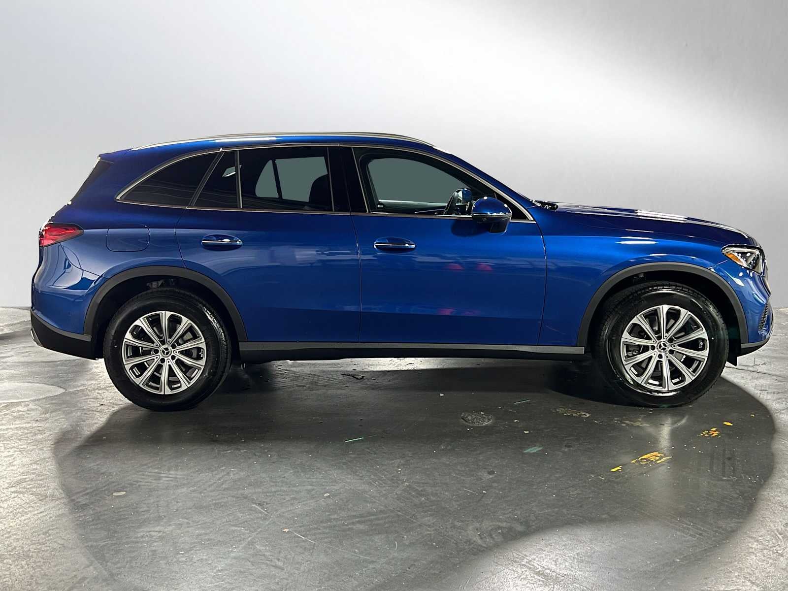 2025 Mercedes-Benz GLC GLC 300