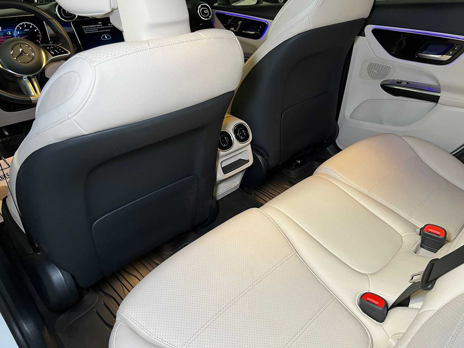 2025 Mercedes-Benz GLC GLC 300