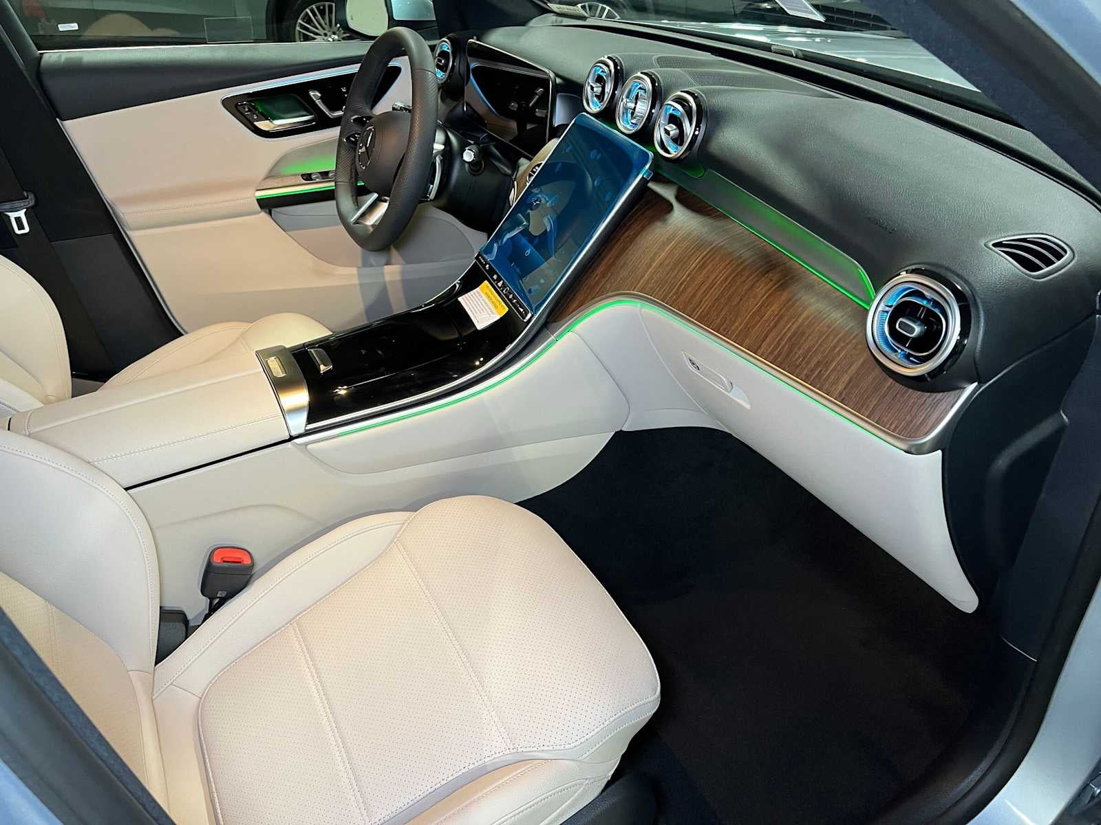 2027 Mercedes-Benz GLC 300 4MATIC® SUV