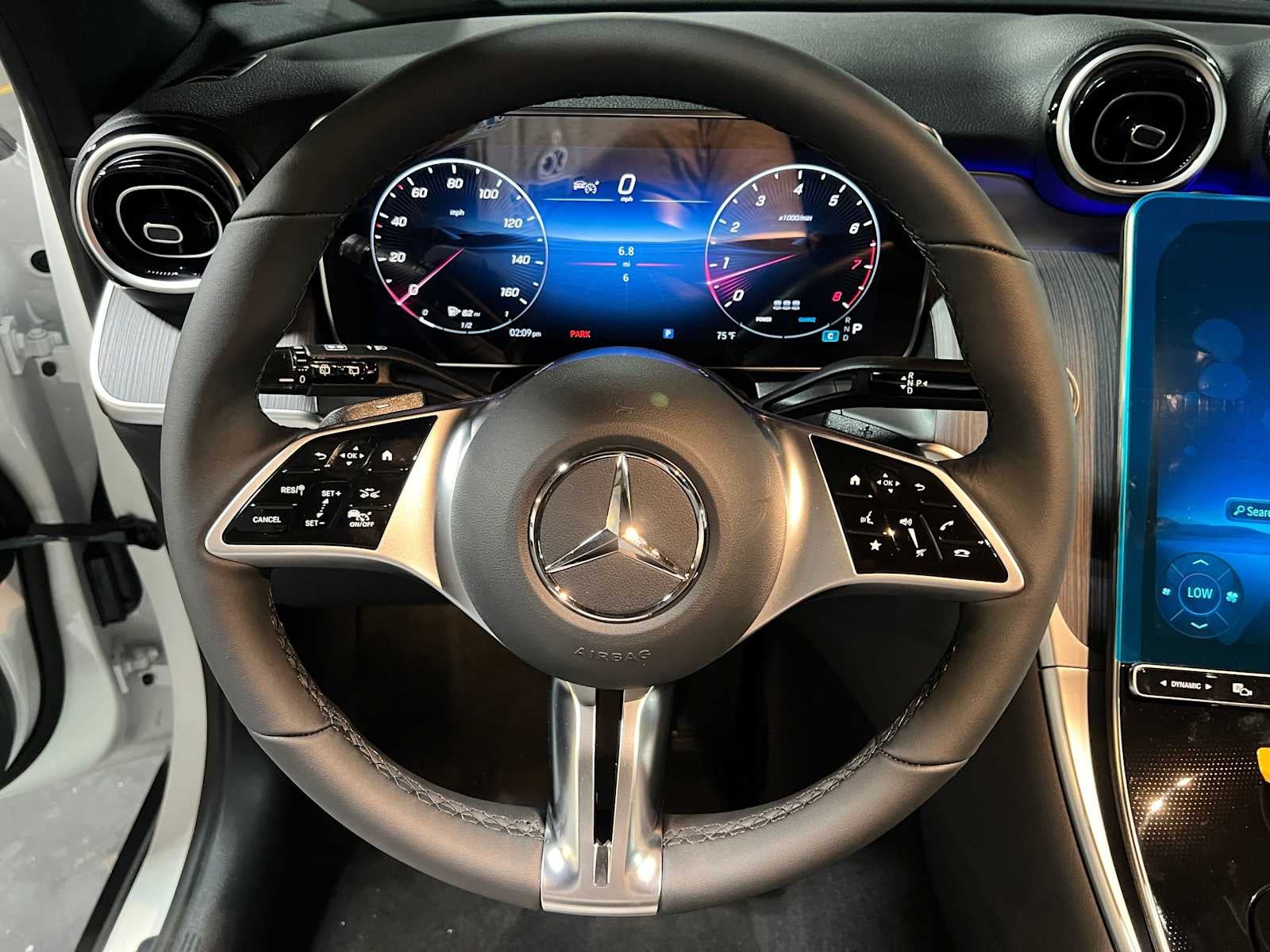 2027 Mercedes-Benz GLC 300 4MATIC® SUV