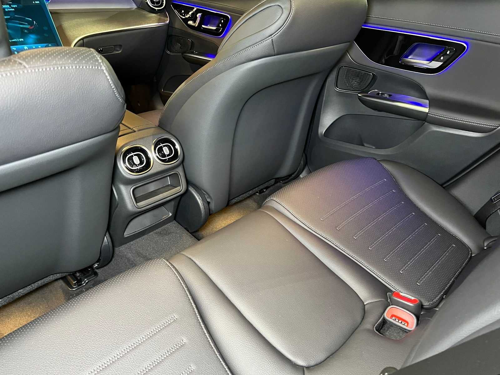 2027 Mercedes-Benz GLC 300 4MATIC® SUV