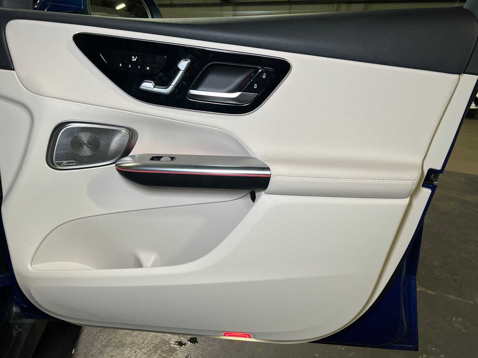 2025 Mercedes-Benz GLC GLC 300