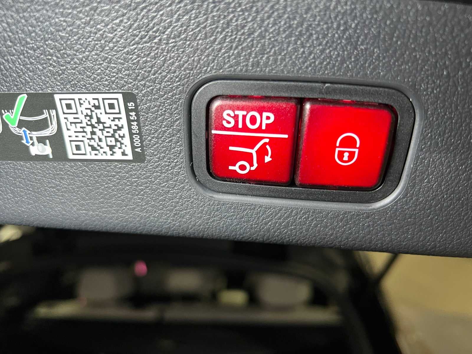 2025 Mercedes-Benz GLC GLC 300