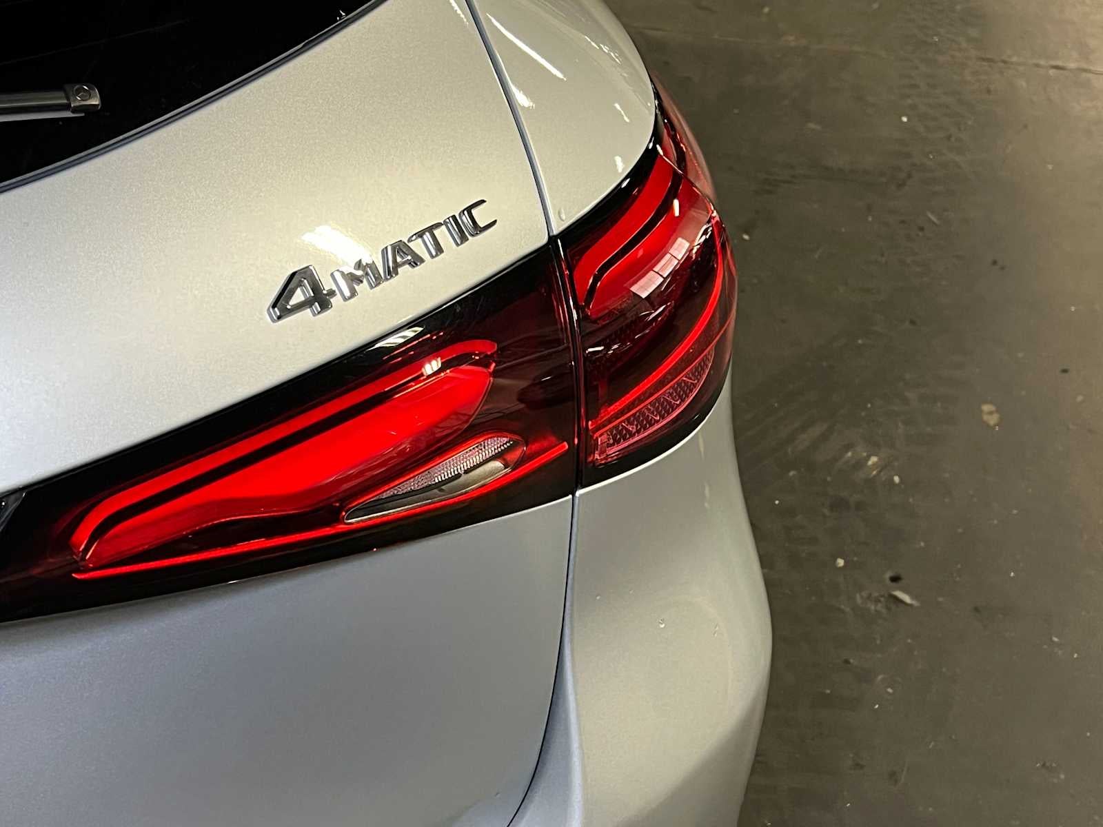 2025 Mercedes-Benz GLC GLC 300