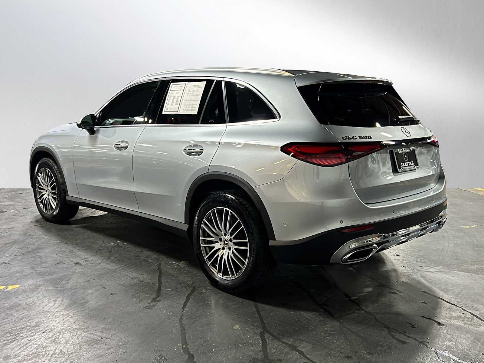 2025 Mercedes-Benz GLC GLC 300