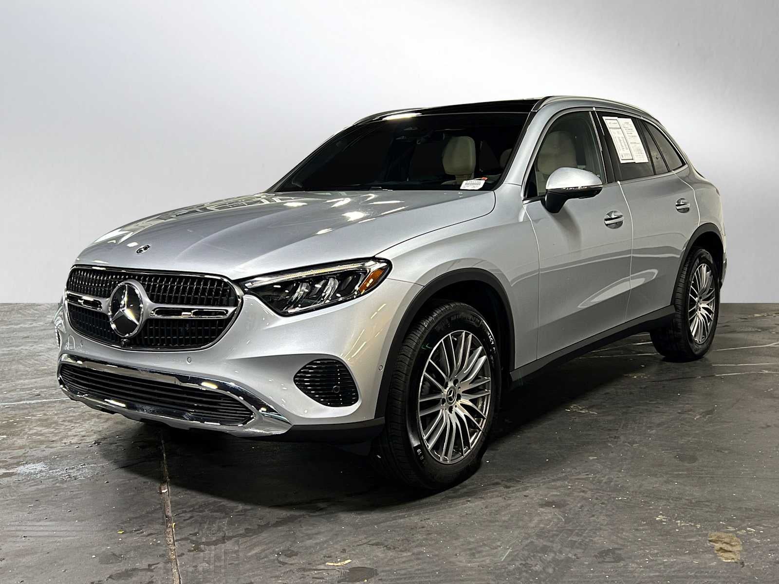 2025 Mercedes-Benz GLC GLC 300
