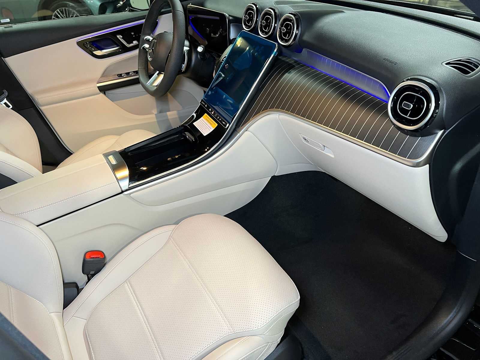 2027 Mercedes-Benz GLC 300 4MATIC® SUV