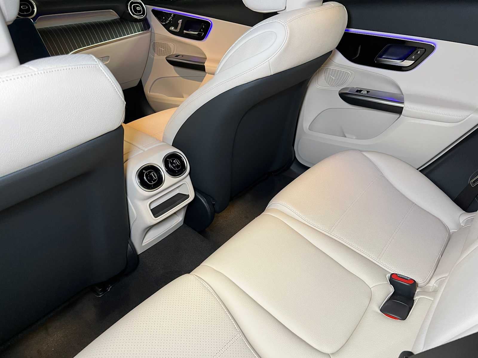 2027 Mercedes-Benz GLC 300 4MATIC® SUV
