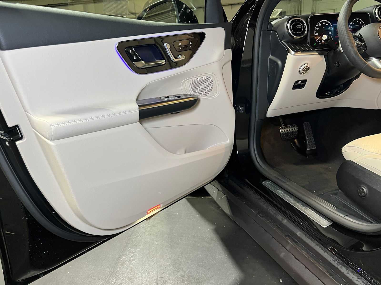 2027 Mercedes-Benz GLC 300 4MATIC® SUV