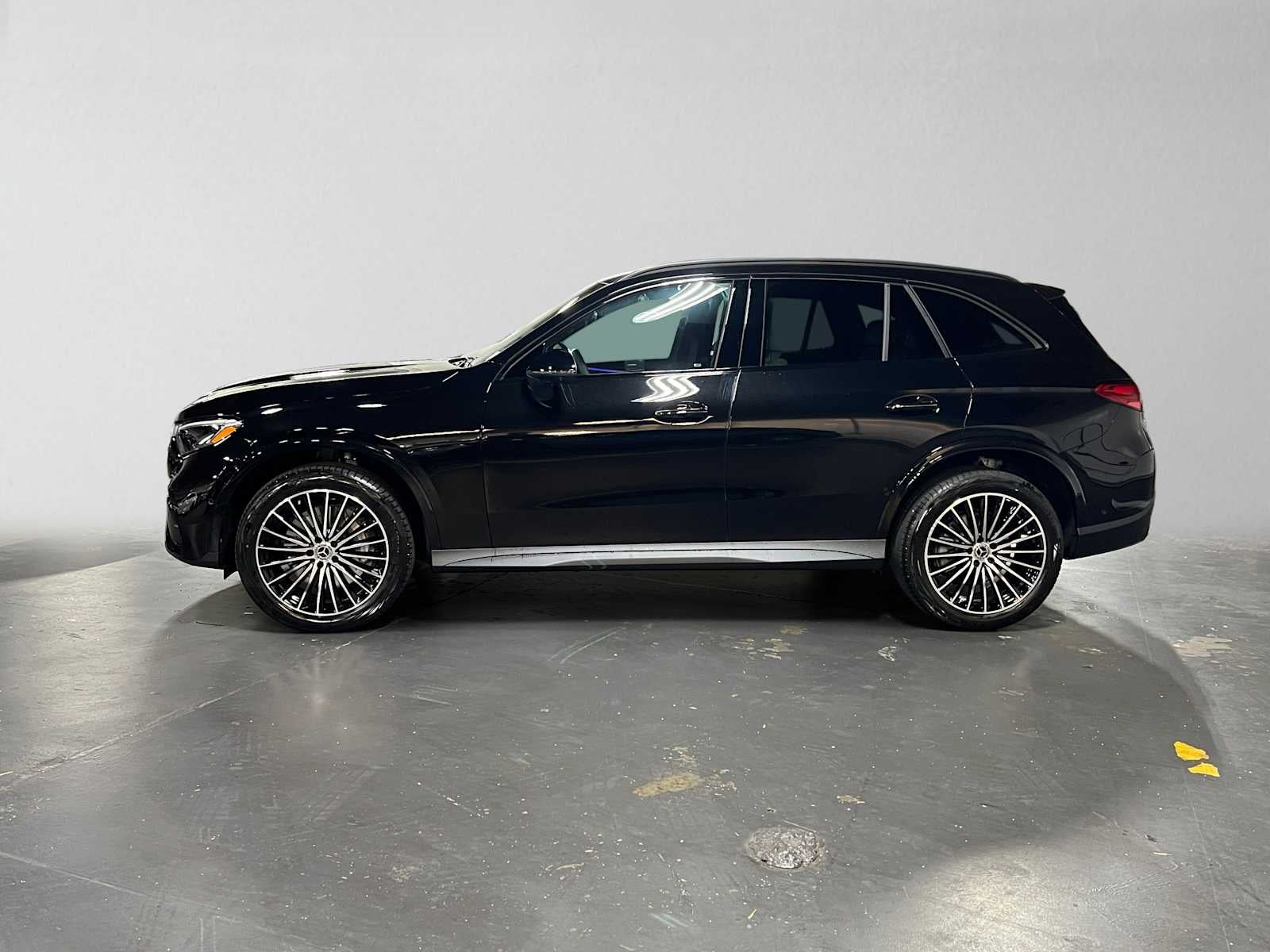 2027 Mercedes-Benz GLC 300 4MATIC® SUV