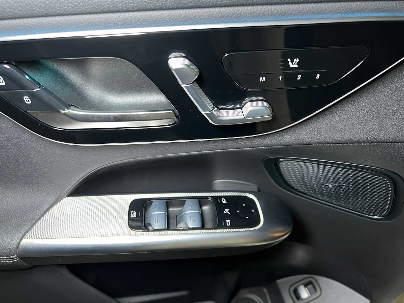 2025 Mercedes-Benz GLC GLC 300