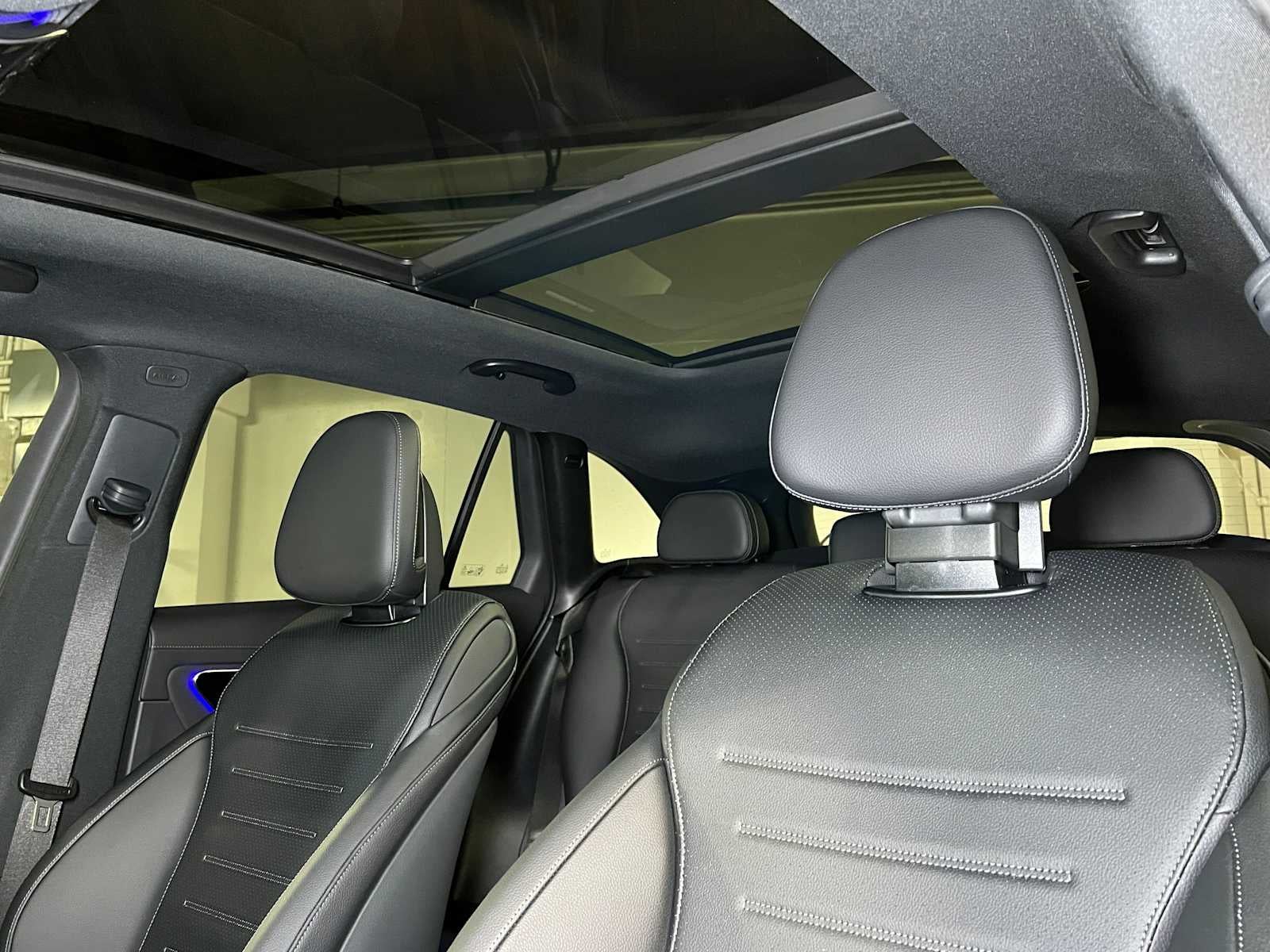 2025 Mercedes-Benz GLC GLC 300