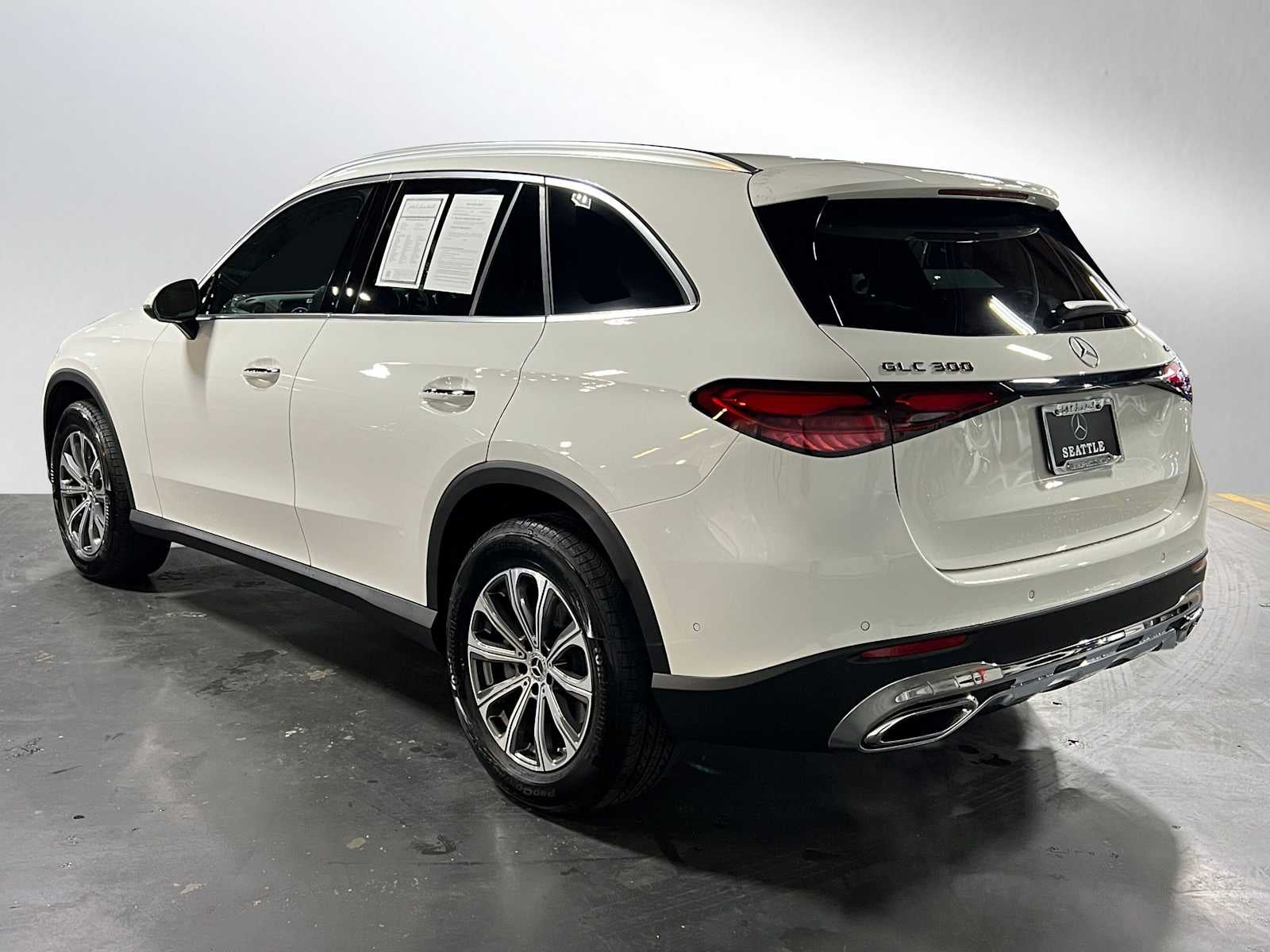 2025 Mercedes-Benz GLC GLC 300