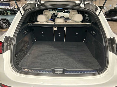 2025 Mercedes-Benz GLC 300 GLC 300