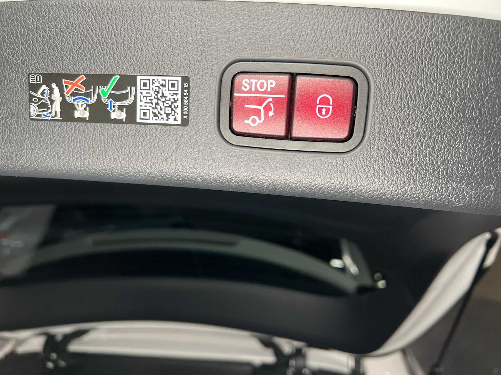 2025 Mercedes-Benz GLC 300 GLC 300