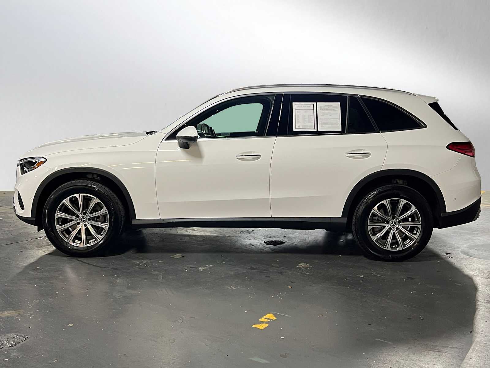 2025 Mercedes-Benz GLC 300 GLC 300