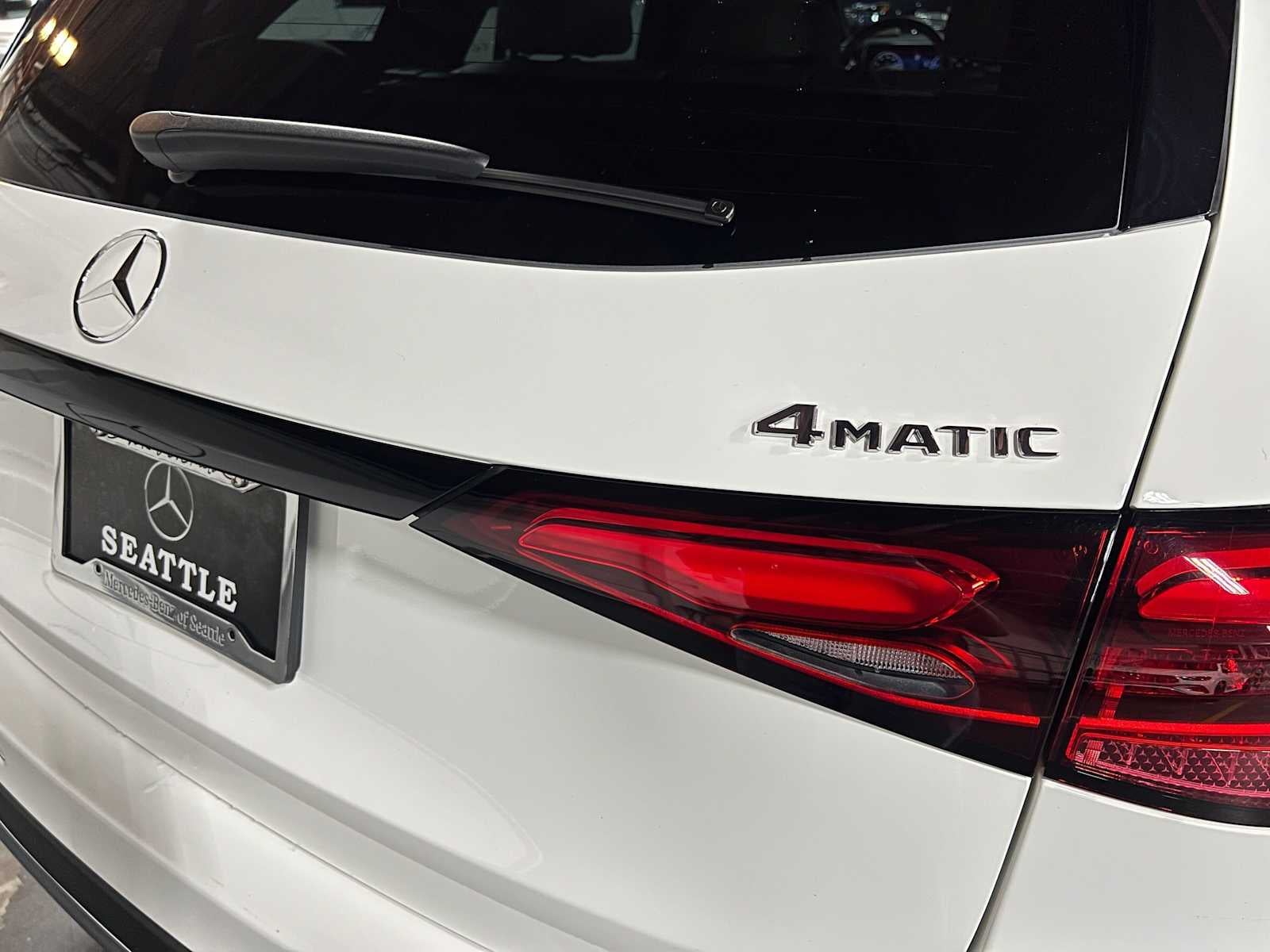 2026 Mercedes-Benz GLC 300 4MATIC® SUV