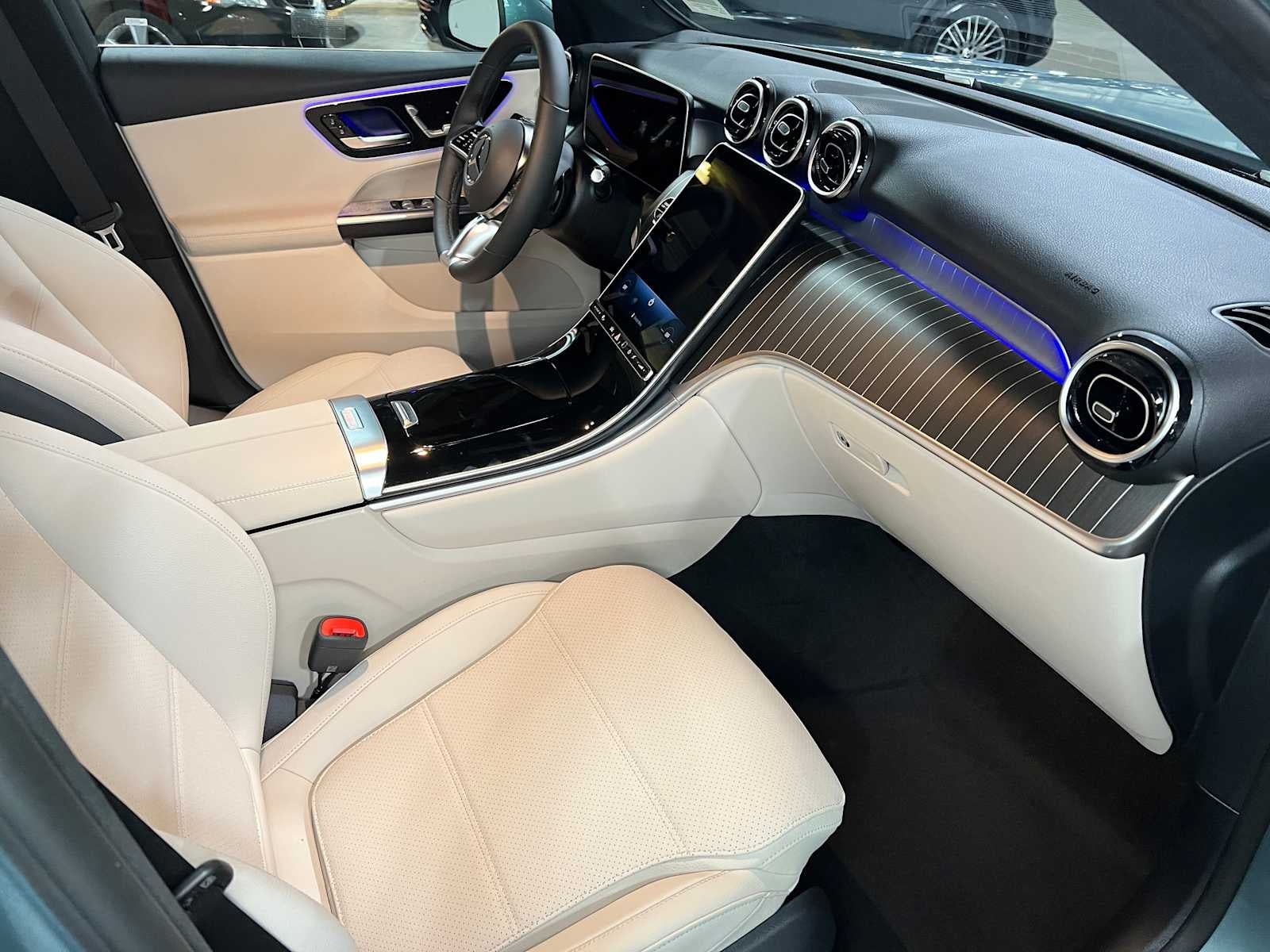 2026 Mercedes-Benz GLC 300 4MATIC® SUV