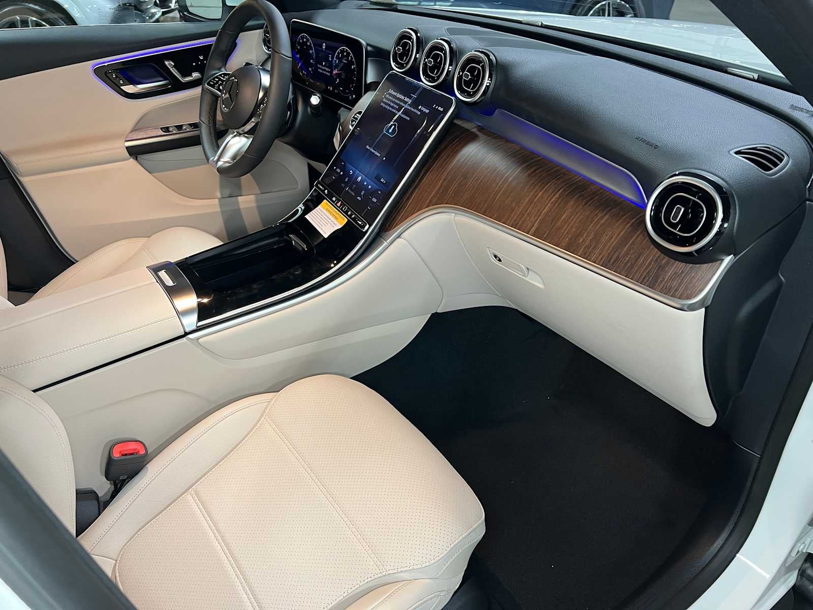 2026 Mercedes-Benz GLC 300 4MATIC® SUV