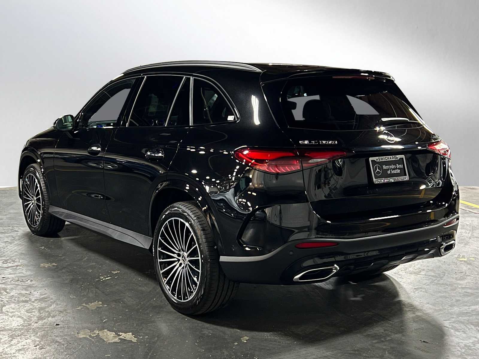 2026 Mercedes-Benz GLC 300 4MATIC® SUV
